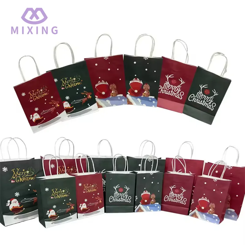 Sacs de cadeaux de Noël en papier